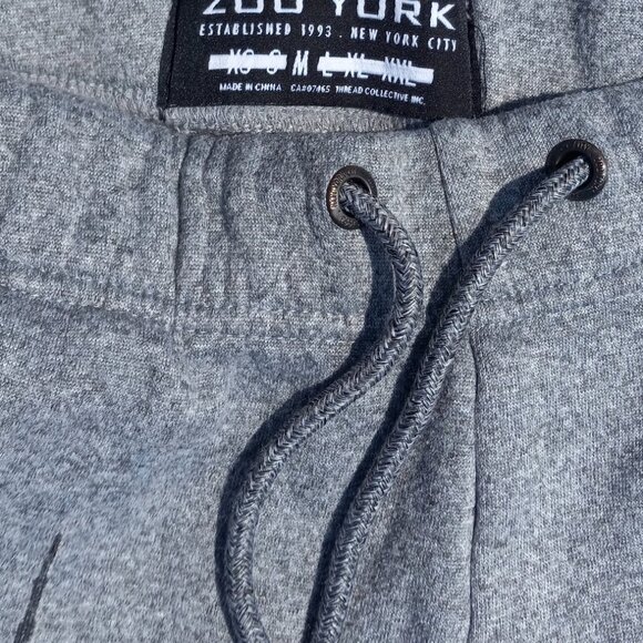 Zoo York Skyline Thread Collective SWEAT SHORTS New York City Landmarks (M) - Picture 8 of 16